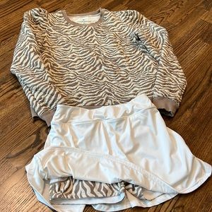 Tuckernuck set- Puff Sleeve Quilted Pullover and skort with ruffles size small